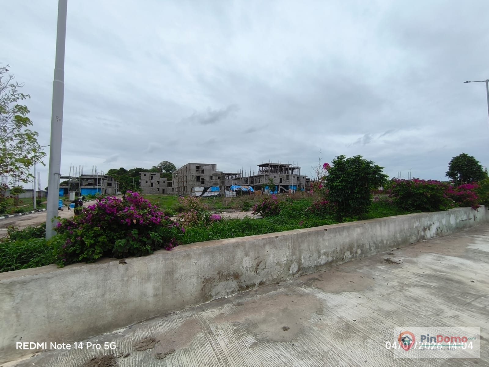 4 BHK ventures is for sale in Nandan Emerald in Wadakpally