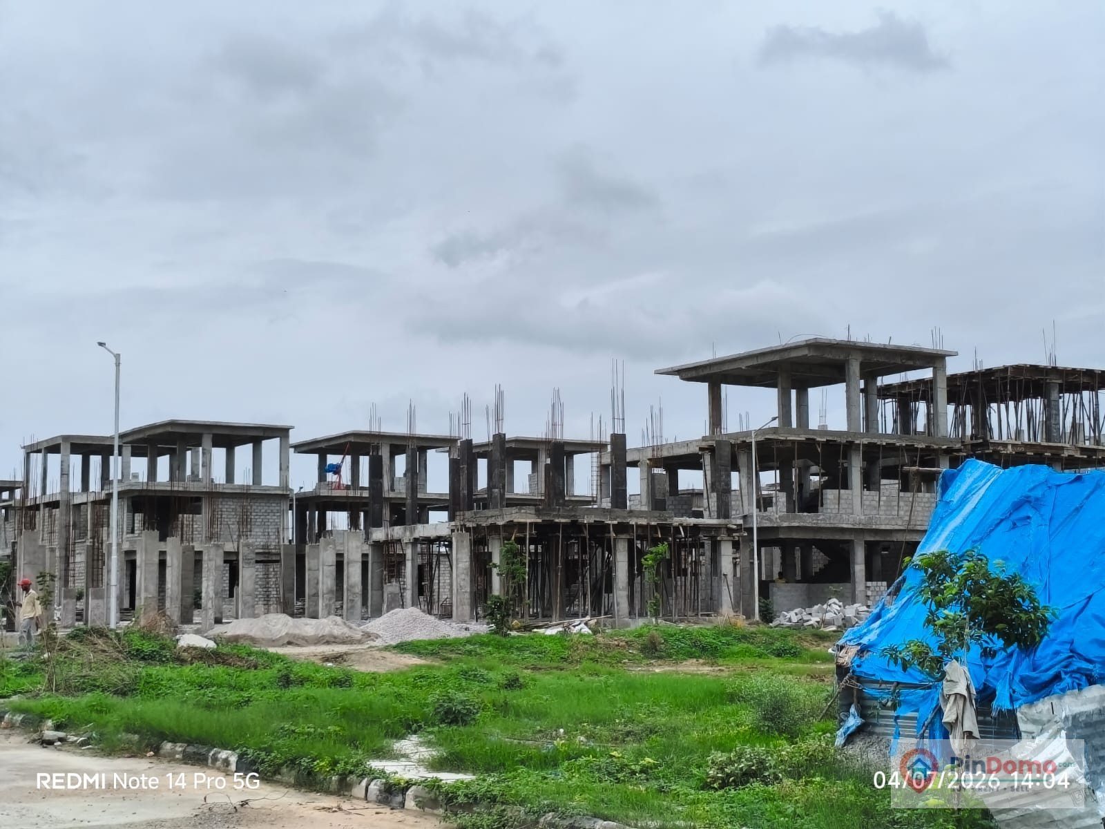 4 BHK ventures is for sale in Nandan Emerald in Wadakpally